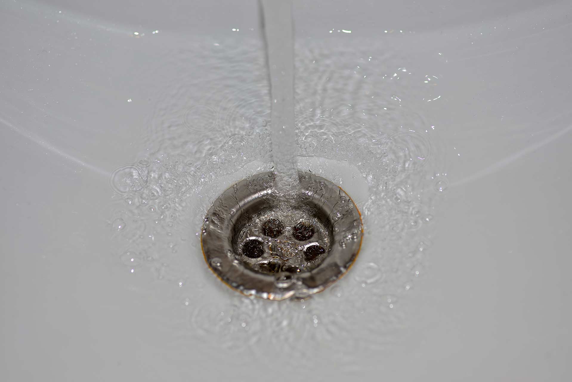 A2B Drains provides services to unblock blocked sinks and drains for properties in Ringwood.